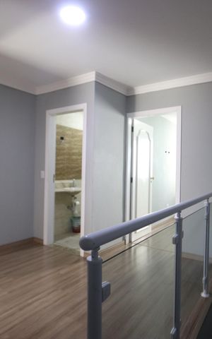 Casa à venda com 200m², 4 quartos e 2 vagasHall dos Quartos