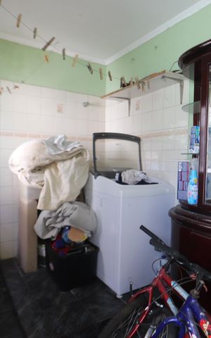 Casa à venda com 200m², 4 quartos e 2 vagasLavanderia