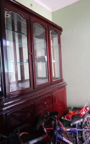 Casa à venda com 200m², 4 quartos e 2 vagasLavanderia
