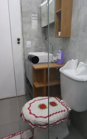 Casa à venda com 200m², 4 quartos e 2 vagasBanheiro Social