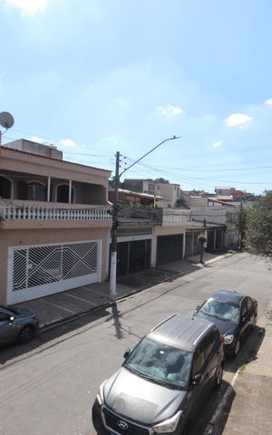 Casa à venda com 200m², 4 quartos e 2 vagasVista da Sacada