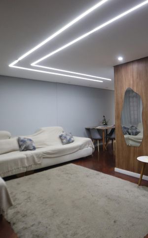 Casa à venda com 200m², 4 quartos e 2 vagasSala