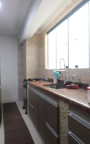 Casa à venda com 200m², 4 quartos e 2 vagasCozinha