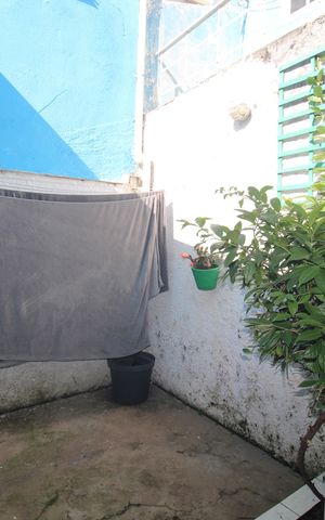 Casa à venda com 160m², 3 quartos e 1 vagaÁrea de Serviço