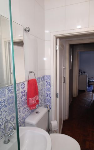 Casa à venda com 160m², 3 quartos e 1 vagaBanheiro