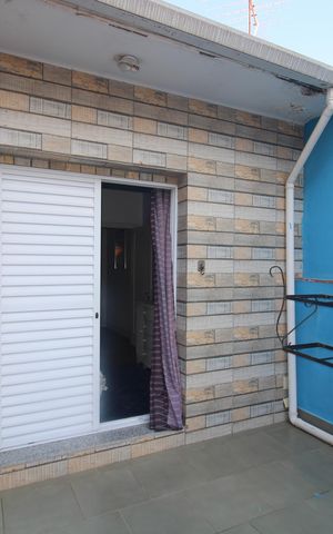 Casa à venda com 160m², 3 quartos e 1 vagaQuarto 2 - Varanda
