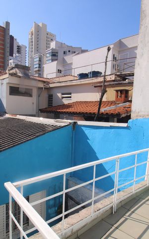 Casa à venda com 160m², 3 quartos e 1 vagaÁrea de Serviço