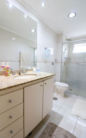 Apartamento à venda com 157m², 5 quartos e 2 vagas