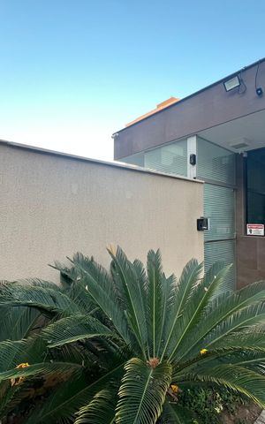 Apartamento para alugar com 120m², 3 quartos e 2 vagas Apartamento para alugar com 120m², 3 quartos e 2 vagasFachada