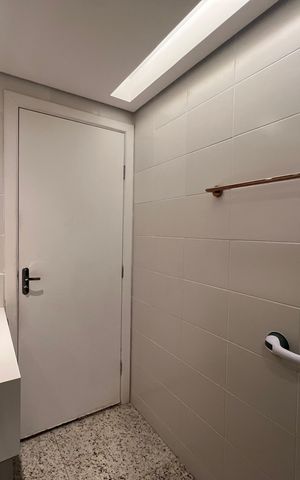 Apartamento para alugar com 120m², 3 quartos e 2 vagas Apartamento para alugar com 120m², 3 quartos e 2 vagasBanheiro
