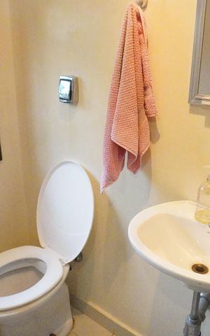 Casa de condomínio à venda com 570m², 5 quartos e 4 vagasBanheiro de serviço
