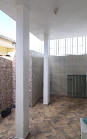 Casa à venda com 250m², 3 quartos e 2 vagasQuintal / fundos da casa
