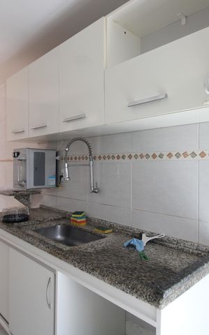 Apartamento para alugar com 85m², 2 quartos e 2 vagasCozinha