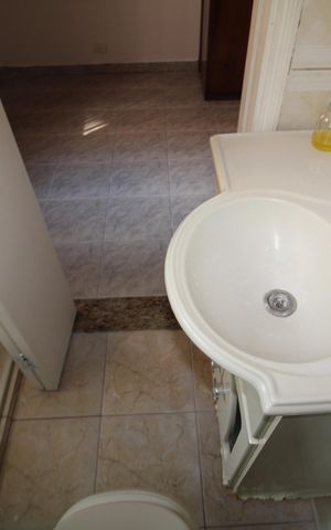 Apartamento para alugar com 79m², 2 quartos e 1 vagaBanheiro