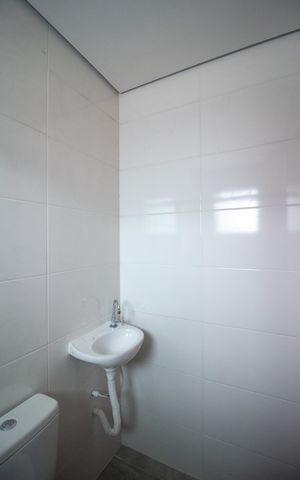 Studio para alugar com 37m², 1 quarto e 1 vaga Studio para alugar com 37m², 1 quarto e 1 vagaBanheiro