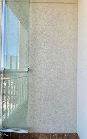 Apartamento para alugar com 54m², 2 quartos e 1 vaga Apartamento para alugar com 54m², 2 quartos e 1 vagaVaranda