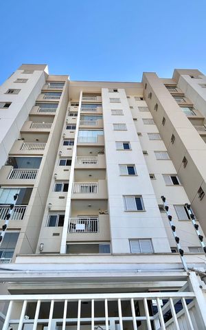 Apartamento para alugar com 54m², 2 quartos e 1 vaga Apartamento para alugar com 54m², 2 quartos e 1 vagaFachada