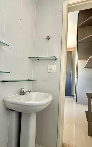 Apartamento para alugar com 54m², 2 quartos e 1 vaga Apartamento para alugar com 54m², 2 quartos e 1 vagaBanheiro da Suíte