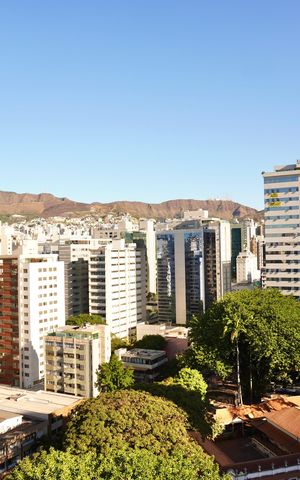 Apartamento para alugar com 82m², 3 quartos e 2 vagasSuíte - Vista  