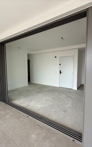 Apartamento à venda com 147m², 3 quartos e 2 vagas Apartamento à venda com 147m², 3 quartos e 2 vagasVaranda da sala