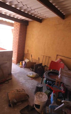 Casa à venda com 147m², 2 quartos e 2 vagas Casa à venda com 147m², 2 quartos e 2 vagasTerraço