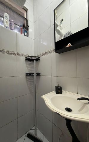 Casa à venda com 280m², 3 quartos e 6 vagasBanheiro Social 2