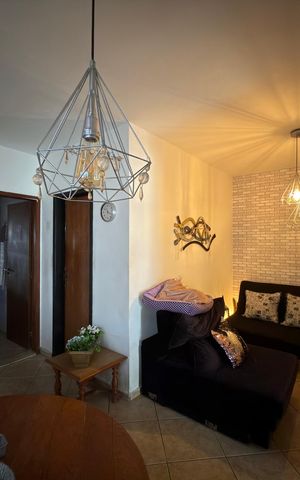 Casa à venda com 280m², 3 quartos e 6 vagasSala