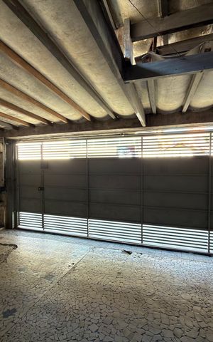 Casa à venda com 280m², 3 quartos e 6 vagasGaragem