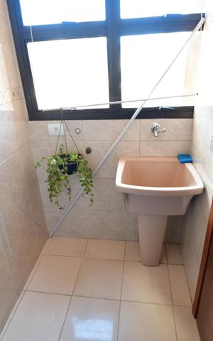 Apartamento para alugar com 77m², 2 quartos e 1 vagaÁrea de Serviço