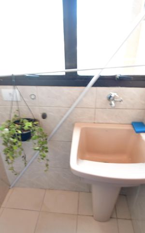Apartamento para alugar com 77m², 2 quartos e 1 vagaÁrea de Serviço