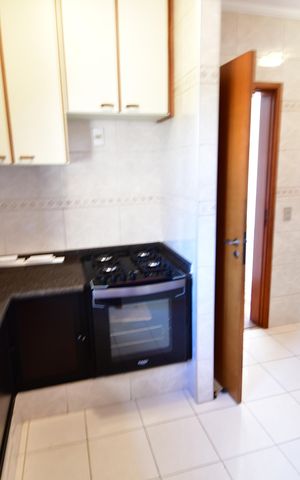 Apartamento para alugar com 77m², 2 quartos e 1 vagaCozinha