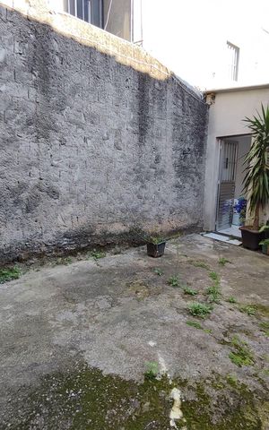 Casa para alugar com 60m², 1 quarto e 1 vaga
