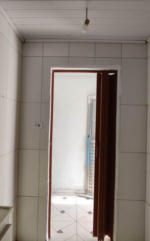 Casa para alugar com 60m², 1 quarto e 1 vaga