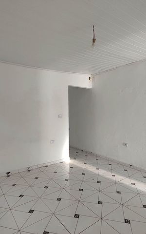 Casa para alugar com 60m², 1 quarto e 1 vaga