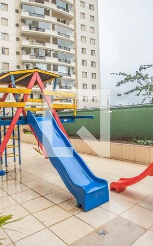 Apartamento para alugar com 65m², 2 quartos e 1 vagaÁrea comum - Playground
