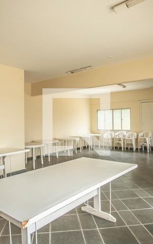 Apartamento para alugar com 65m², 2 quartos e 1 vagaÁrea comum - Salão de festas