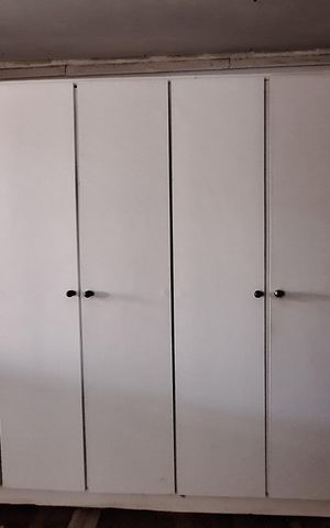 Casa à venda com 200m², 3 quartos e 3 vagas Casa à venda com 200m², 3 quartos e 3 vagasQuarto 3