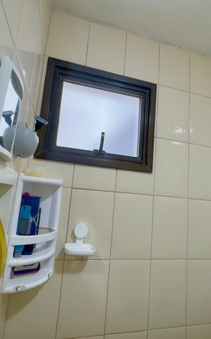 Apartamento à venda com 64m², 3 quartos e 1 vaga Apartamento à venda com 64m², 3 quartos e 1 vagaBanheiro 1