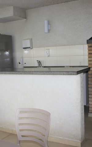 Apartamento à venda com 44m², 2 quartos e sem vagaÁrea comum 