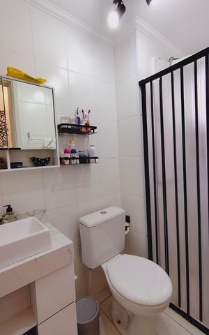 Apartamento à venda com 62m², 2 quartos e 1 vaga Apartamento à venda com 62m², 2 quartos e 1 vagaBanheiro