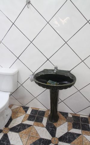 Casa para alugar com 360m², 4 quartos e 4 vagasBanheiro 2