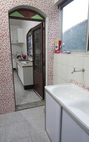 Casa para alugar com 360m², 4 quartos e 4 vagasÁrea de Serviço