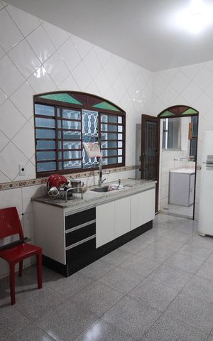 Casa para alugar com 360m², 4 quartos e 4 vagasCozinha
