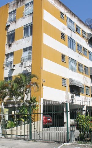Apartamento para alugar com 70m², 2 quartos e 1 vagaFachada