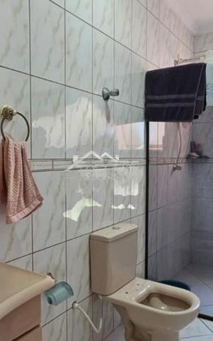 Casa à venda com 279m², 5 quartos e 2 vagas