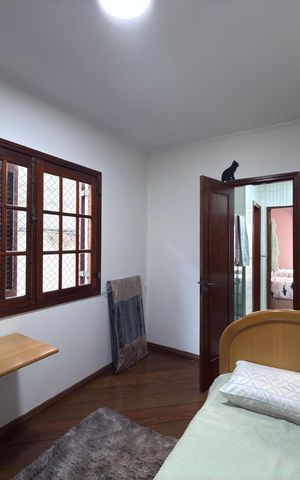 Casa à venda com 143m², 3 quartos e 4 vagas Casa à venda com 143m², 3 quartos e 4 vagasSuíte 2