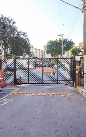 Apartamento para alugar com 45m², 2 quartos e 1 vagaFachada