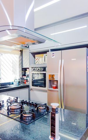 Casa à venda com 114m², 2 quartos e 2 vagasCozinha 