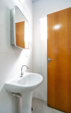 Casa de condomínio para alugar com 30m², 1 quarto e sem vaga Casa de condomínio para alugar com 30m², 1 quarto e sem vagaBanheiro