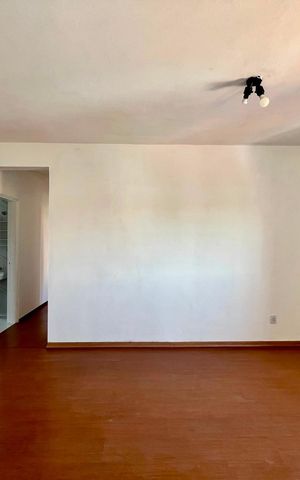 Apartamento para alugar com 104m², 3 quartos e 1 vaga Apartamento para alugar com 104m², 3 quartos e 1 vagaSala